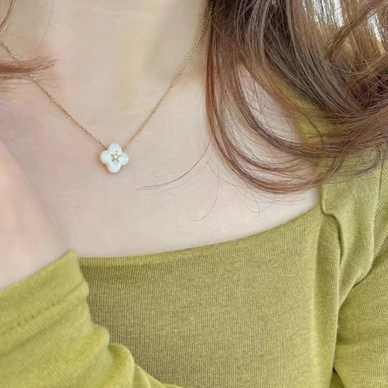 Wishing Pool Natural Stone Necklace for Women Gold Plated Vintage Necklaces Female's Simple Elegant Jewelry for Party Wedding