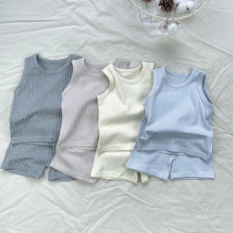 

Новый летний комплект одежды для малышей 0-3 лет: хлопковая футболка без рукавов + шорты для мальчиков и девочек