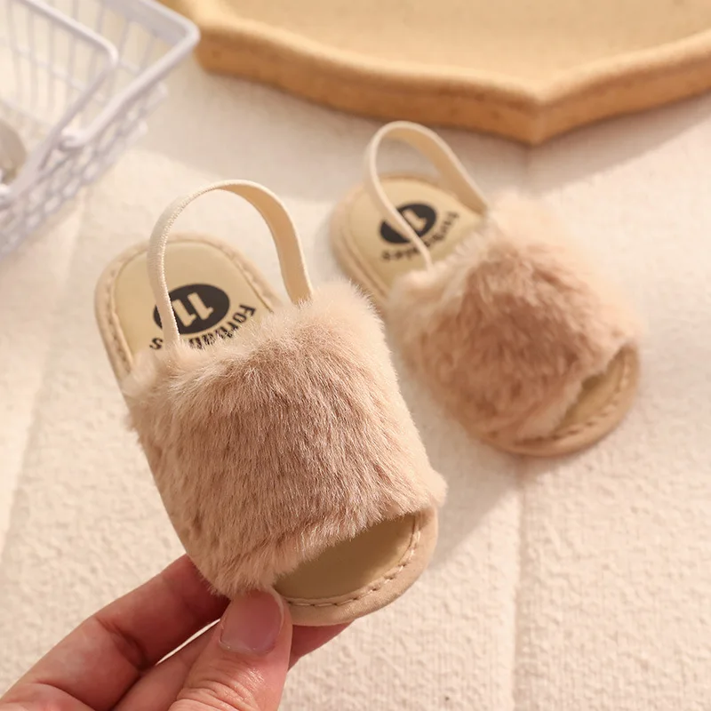 Fashion Baby First Walkers 2026 Summer New Kids Flat Beach Shoes Simple Versatile Girls' Slippers Comfort Non Slip Child Sandals
