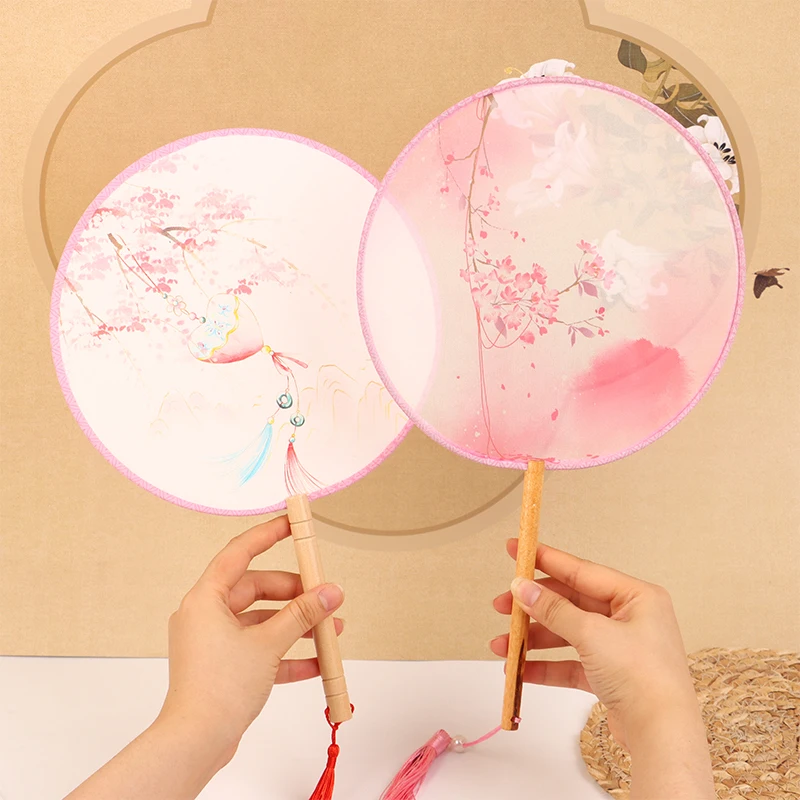 Chinese Round Hand Fan Vintage Printing Silk Fan Ancient Tassel Dance Hand Fan Cheongsam Tang Suit Wedding Party Accessories
