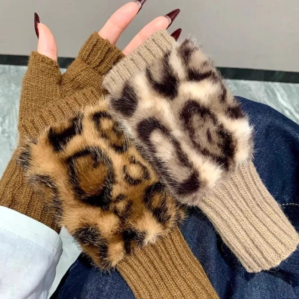 New Warm Fingerless Gloves Short Style Soft Half-Finger Gloves Faux Fur Knit Leopard Print Gloves Winter