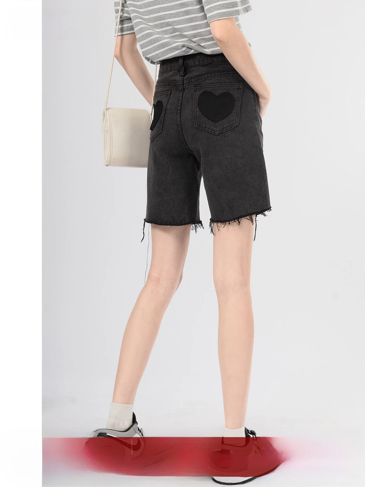 

MoZao High Waist Straight Leg Denim Shorts Women's Black Spring 2026 New High Street Trend INS Design Multi Pocket Zipper Clo...