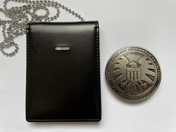 Agent Cosplay Metal Badge Wallet Movie-Style Multi-Card ID Holder Accessory, Removable Badge with Engraving cosplay accessories