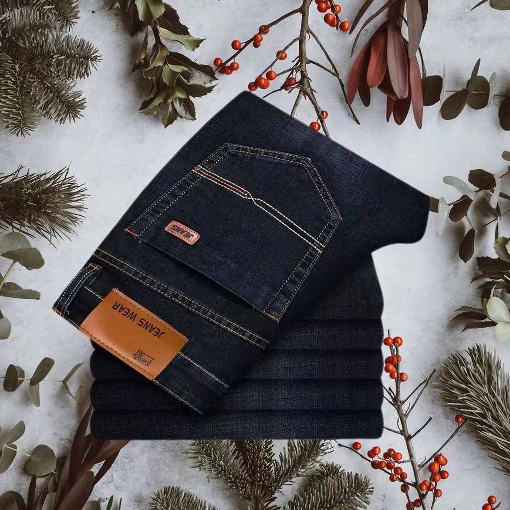 กางเกงยีนส์ทรงสกินนี่ลำลองสำหรับผู้ชายปี 2025; กางเกงยีนส์ทรงตรงเข้ารูปยืดหยุ่นทันสมัย