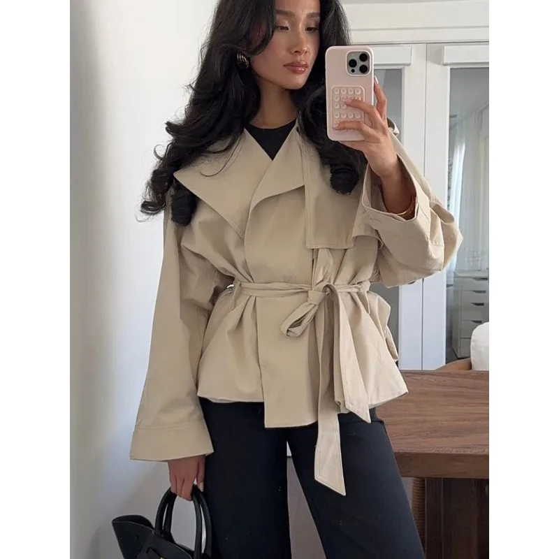 

Классическая однотонная женская короткая ветровка с поясом, элегантная куртка с откидным воротником и длинными рукавами, новая женская осенняя пригородная верхняя одежда 2025