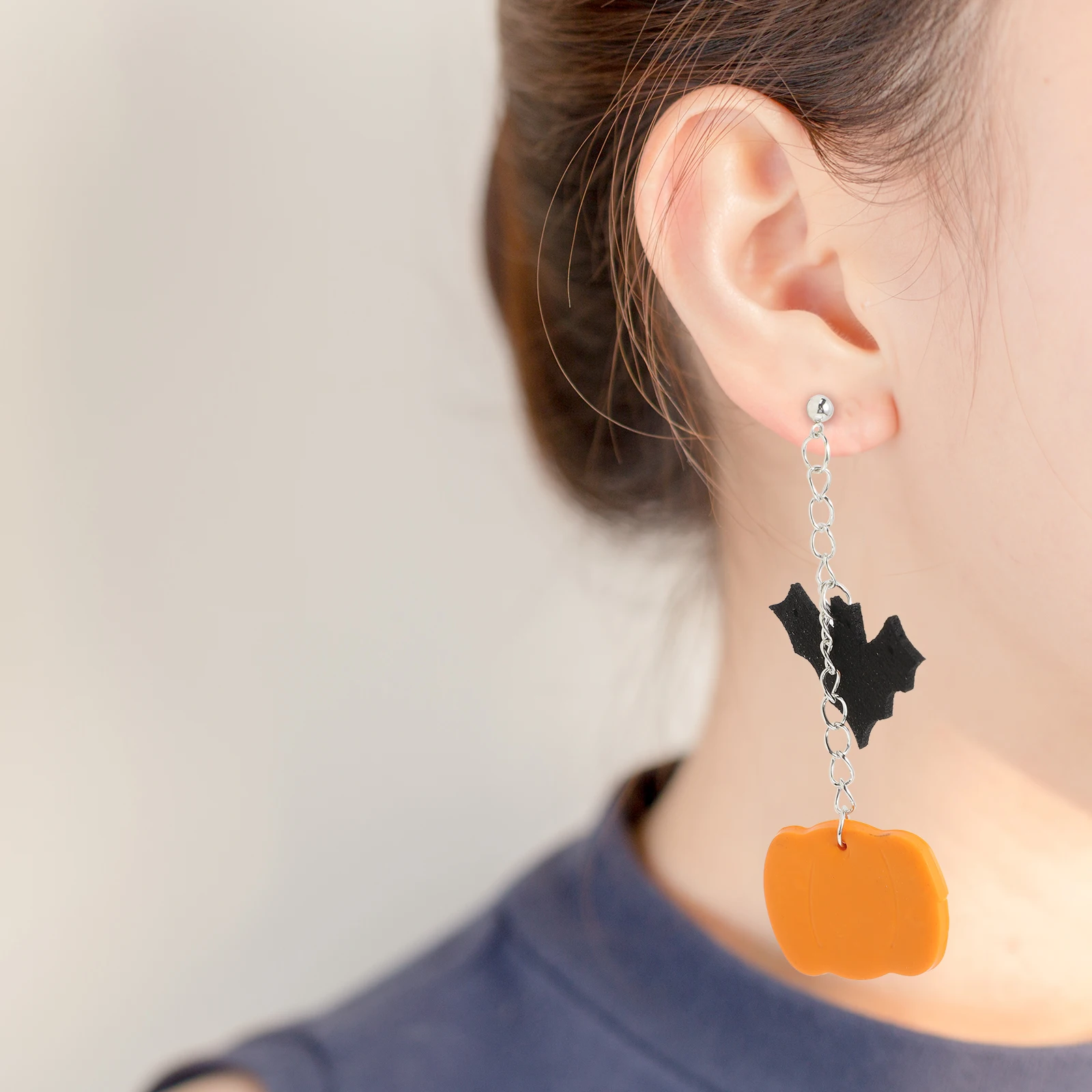 

1 Pair Halloween Bat Pumpkin Earrings Polymer Clay Dangle Jewelry For Women Girls Costume Party Accessories Halloween Theme Drop