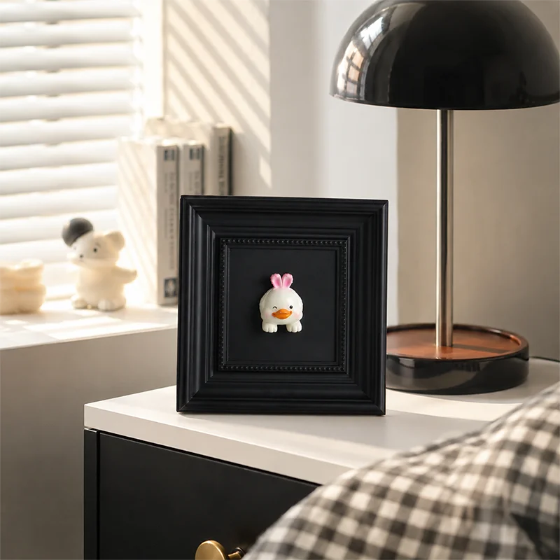 Vintage Black Photo Frame with 3D Resin Duck Swan Figurine Cute Desktop Ornament for Living Room Shelf Tabletop Home Decor Gift