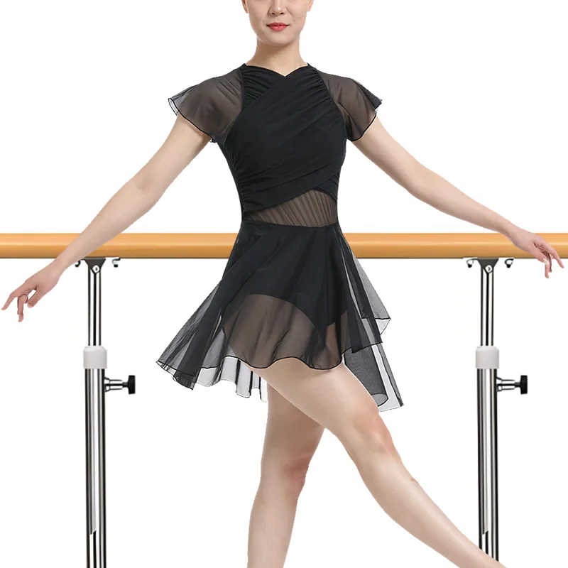 فستان رقص حديث غنائي للنساء مع شبكة غير متماثلة عالية ومنخفضة متجنبة وقطرة الماء وظهر مجوف زي رقص الباليه