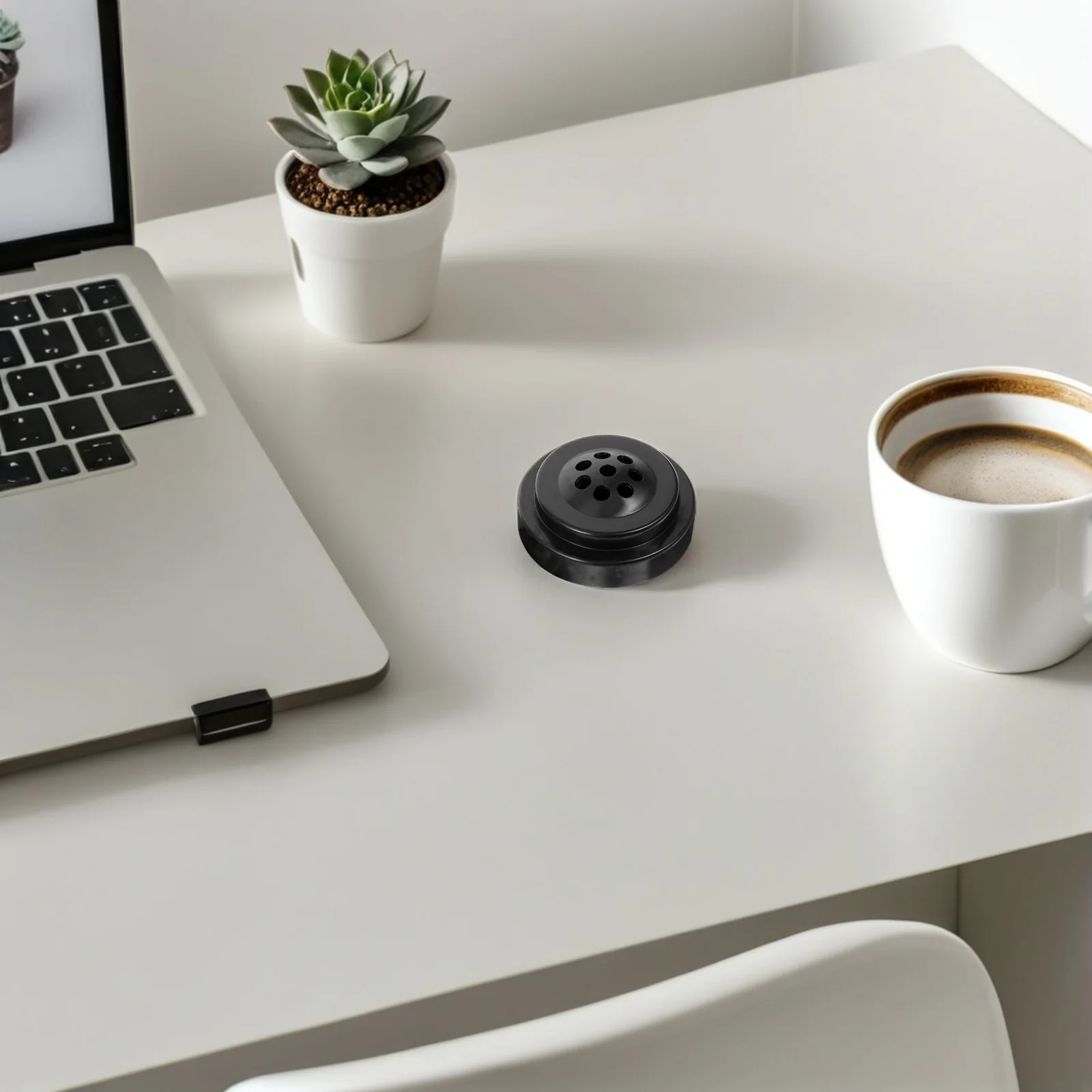 

1pcs Pole Mini Holder Stand For Desk Flag Stand Desk Office Outdoor Garden Mini Flag Holder For Use