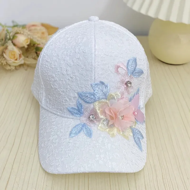 2024 New Embroidered Baseball Cap for Women Spring Summer Outdoor Sunscreen Unisex Snapback Hat Sports Casual Men Hip Hop Hat