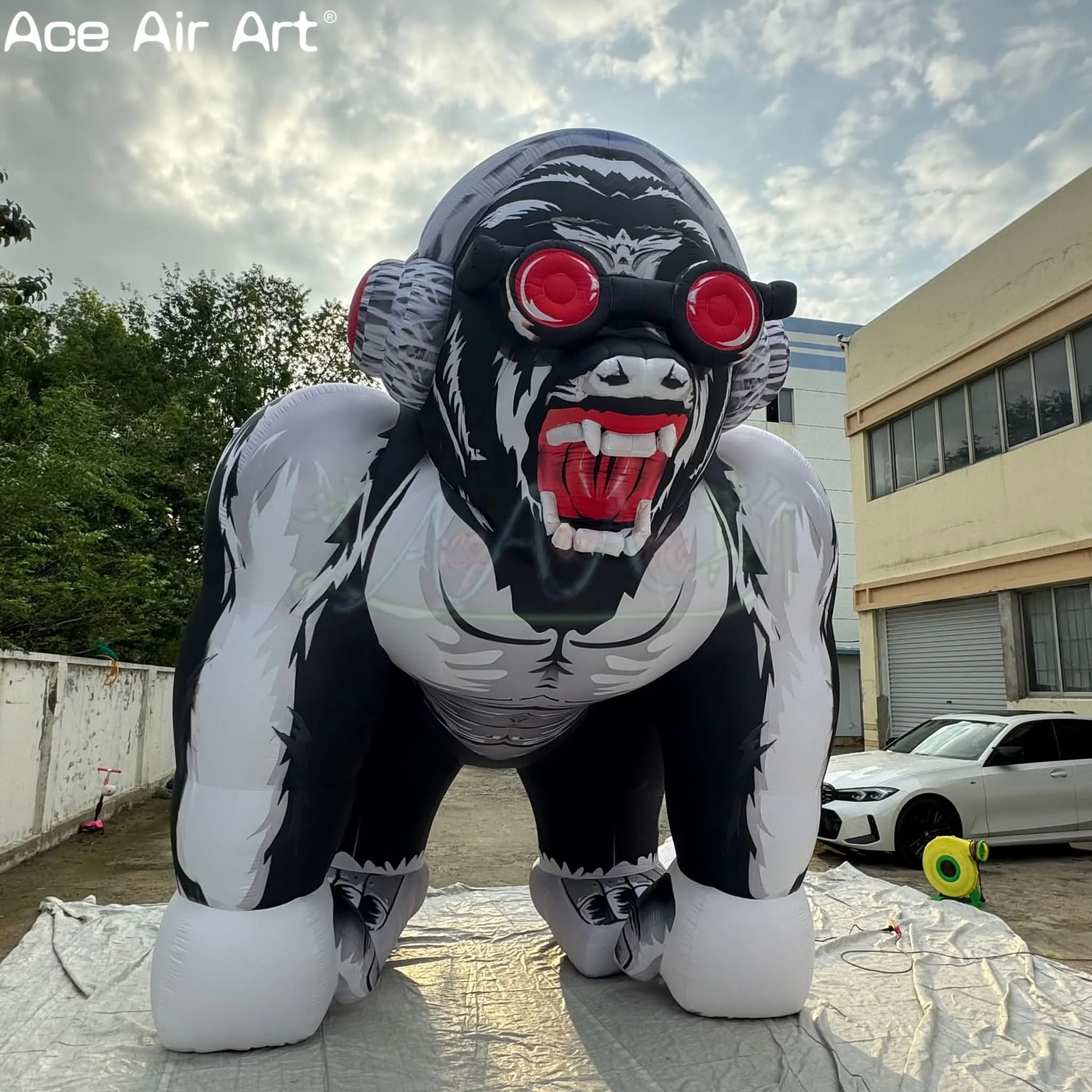 Riesiger aufblasbarer King Kong Air Blow Gorilla mit Kopfhörer, Musik, Festival, Event, Dekoration, Nachtclub, Konzert, Werbung, Requisite