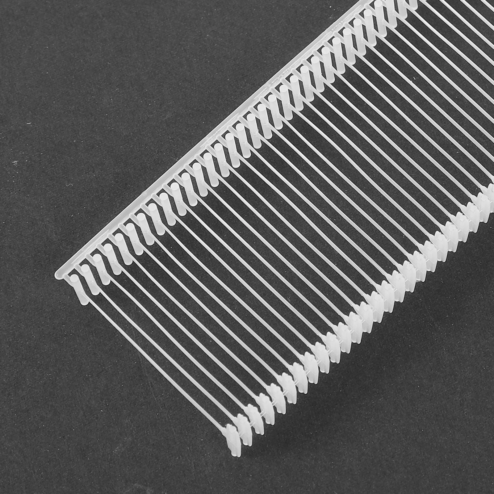 

5000 Pcs Clothing Labels Tag Glue Pin Fasteners for Refill Plastic Barb Clothes Fixing Barbs White Accessories Hanging