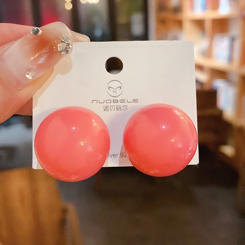 New candy colored pearl earrings women\'s jewelry cute big pearl ball earrings girls party fashion design exaggerated earrings