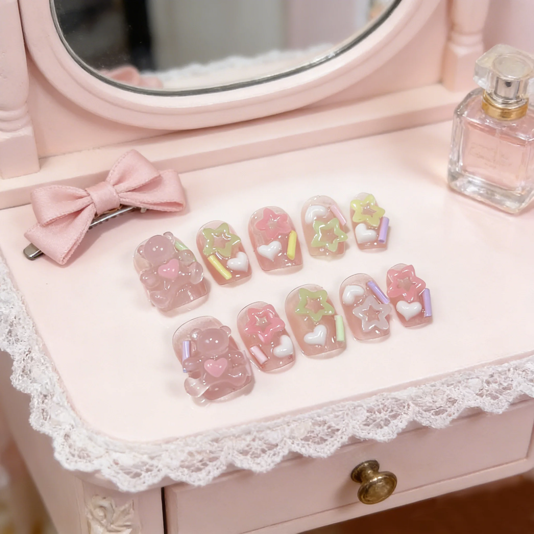 

10pcs Sweet Bear Handmade Nails Crystal Clear 3D Star & Heart Design Press on Nail Short Square Fake Nail for Women&Girl