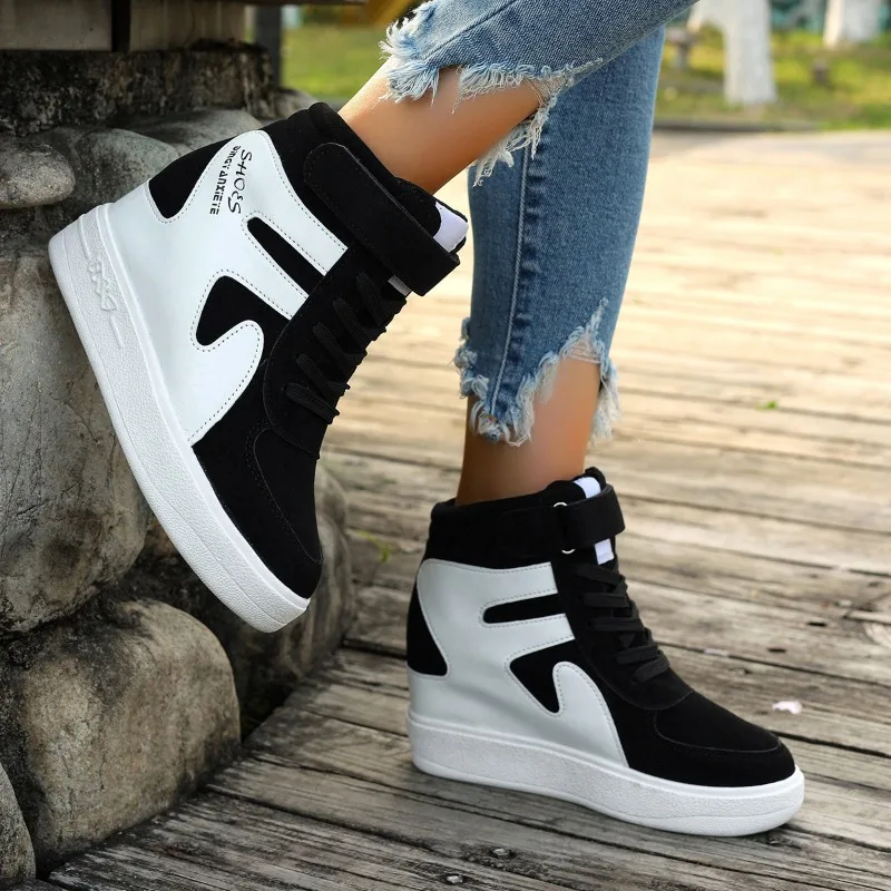 Designerskie trampki dla kobiet 2024 jesienne wysokie sznurowane buty damskie wulkanizowane podwyższona gruba podeszwa modne buty damskie