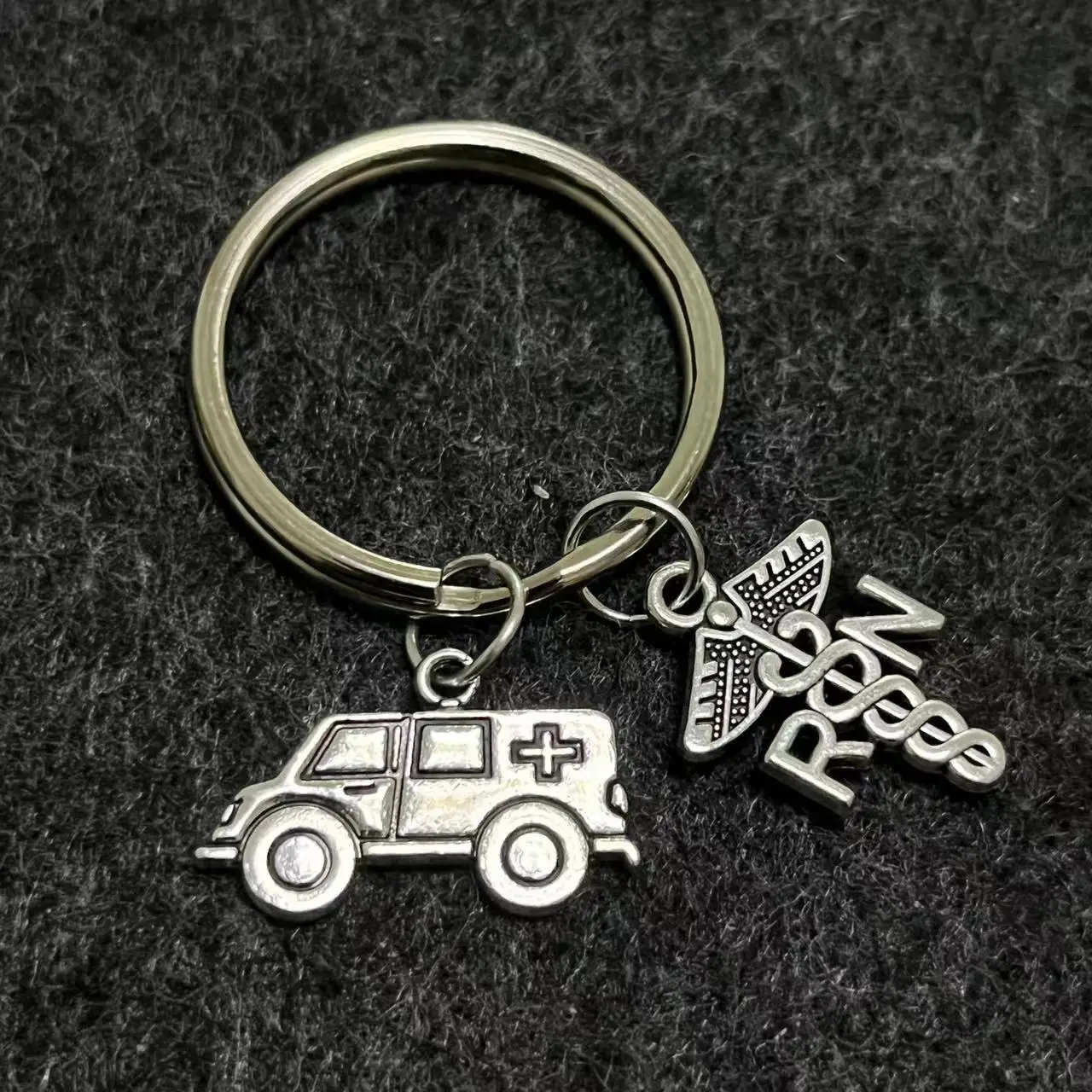 Fashion Snake Staff Ambulance Medical Personnel Key Ring Cross-border Hot Selling Jewelry