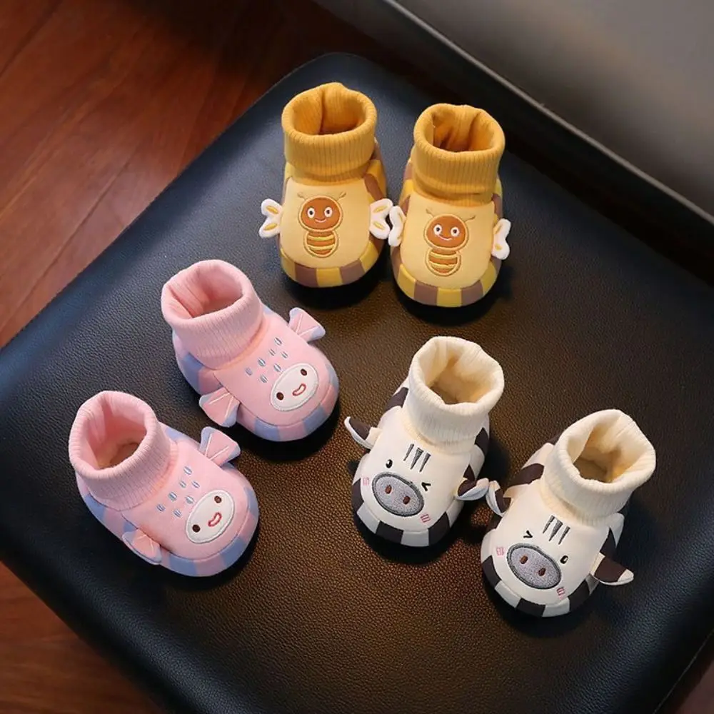 Soft Rubber Sole Baby Walker Shoes Non-Slip Cartoon Design Infant Shoes Breathable Wear-resistant Baby Socks Shoes