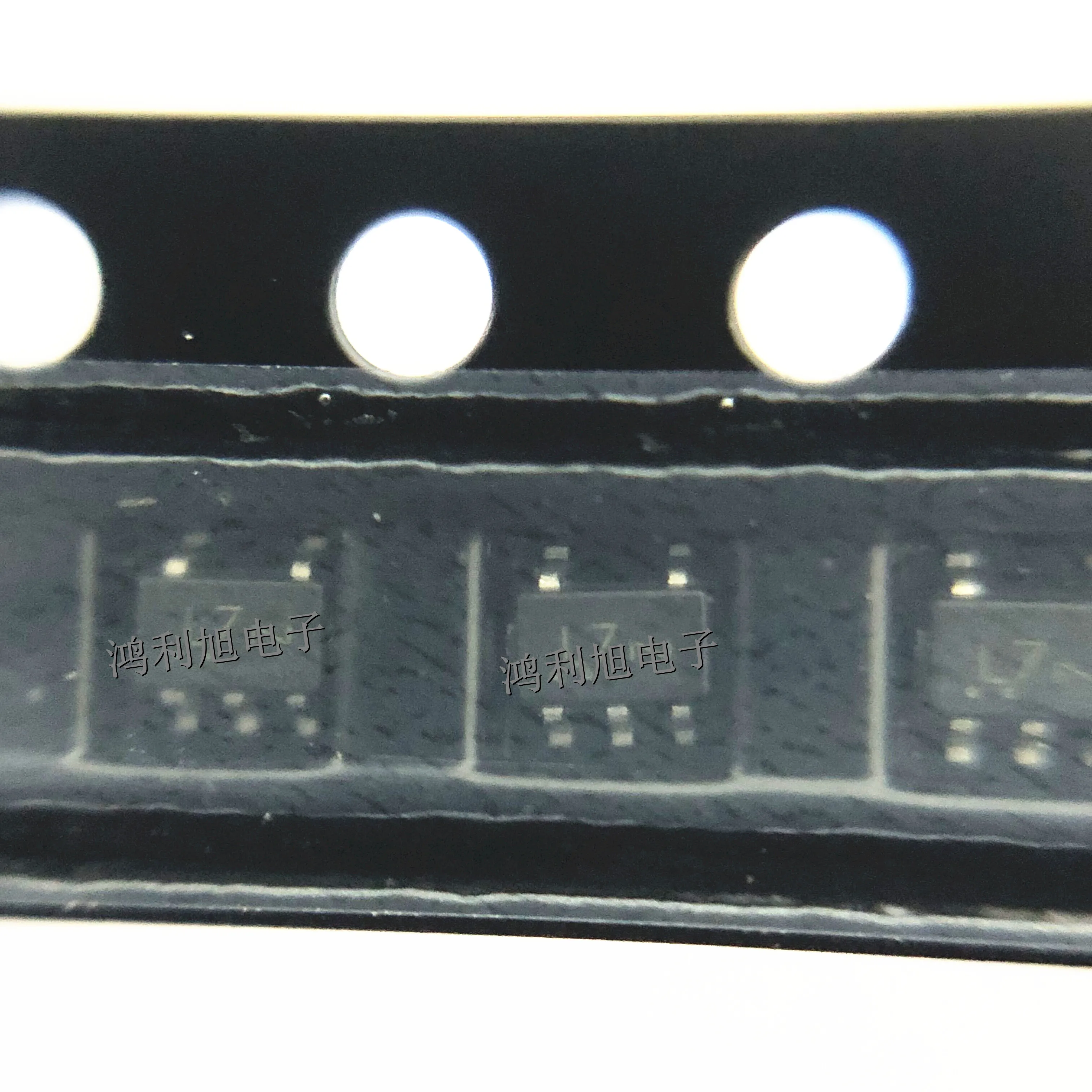 50pcs/Lot NL17SZ07DFT2G SC-70-5 MARKING;L7 Buffers & Line Drivers 1.65-5.5V Single Non-Inverting