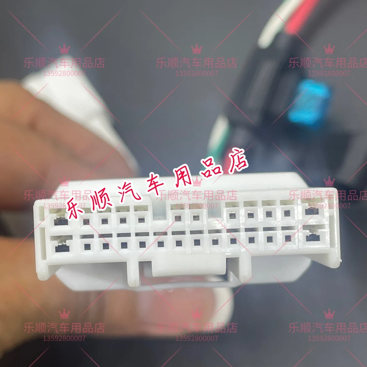 Applicable to Tesla data cable model3/Y non-broken line OBD power obtaining device bean special lossless line for power taking