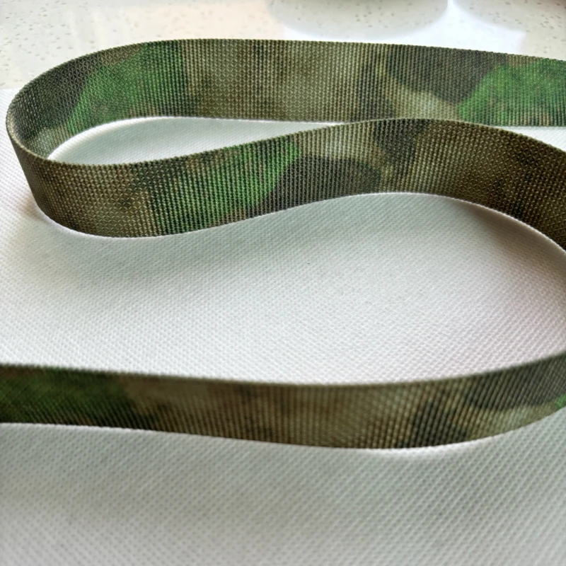 

Камуфляжная лямка длиной 1 метр, ширина 2,5 см, зеленые руины, A-TACS, неэластичные полоски, тактическая сумка, ремни, ремень Molle, аксессуар «сделай сам»