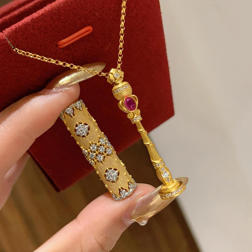 

Vintage Necklace New in Chinese Style Brushed Long Cylindrical Shape Pendant Luxurious Exquisite Ruby Pendant Wedding Jewelry
