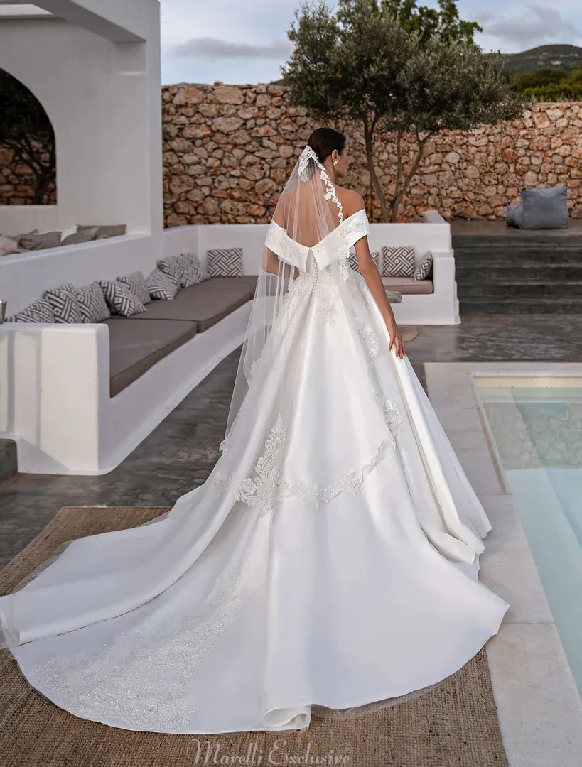 

Романтическая свадебная фата из тюля с цветочными кружевными аппликациями по краю, однослойная, длиной до пола, аксессуары для невесты, свадебное платье на заказ