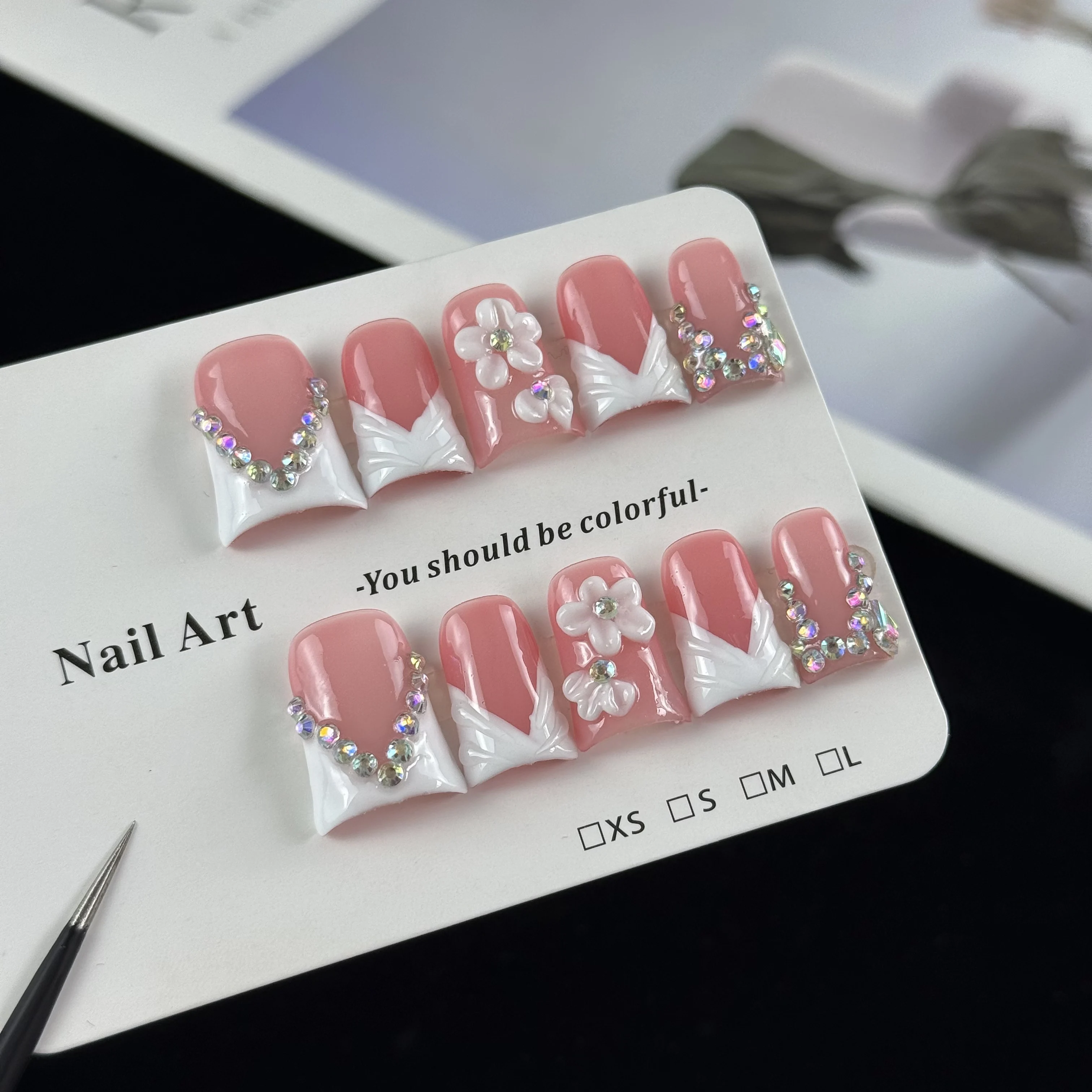 10pcs high-end Sweet girl style, hand-painted three-dimensional patterns, dazzling cluster of diamonds handmade fake nails