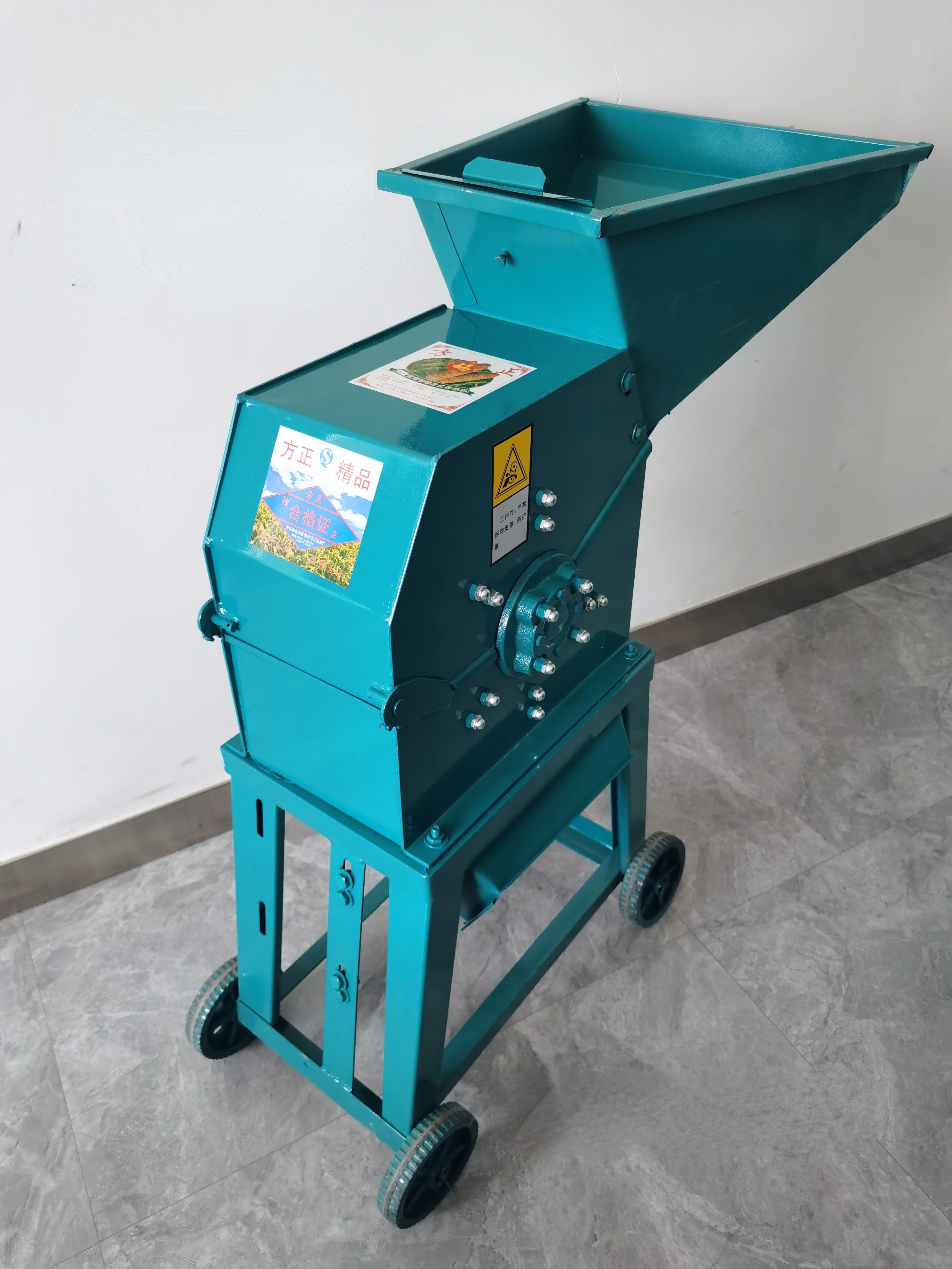 Multi-functional household electric dry and wet dual-purpose breeding, high-efficiency feed, corn crusher, crushing and grinding