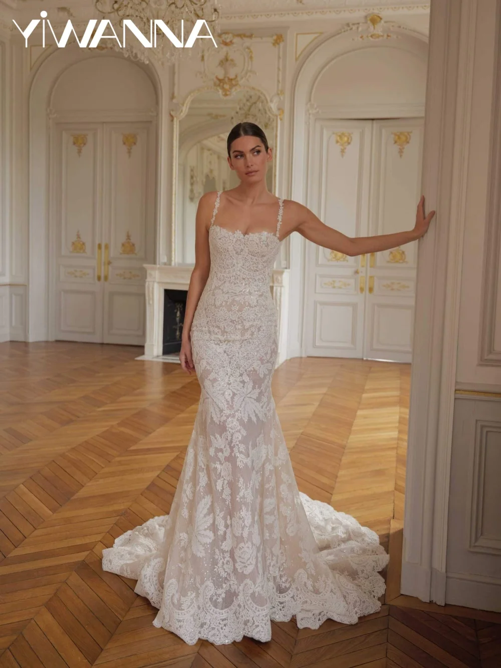 2026 신상 반짝이는 레이스 얇은 스트랩 웨딩드레스 스트랩리스 머메이드 백리스 롱 맞춤형 모던 야외 드레스 신부용