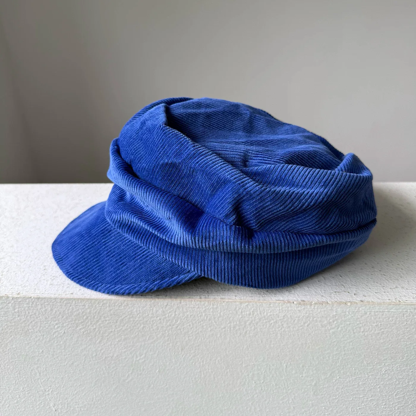 2027 Women Sapphire Blue Corduroy Slouchy Newsboy Cap New Arrival Relaxed Aesthetic Stylish Versatile Casual Baker Boy Hat