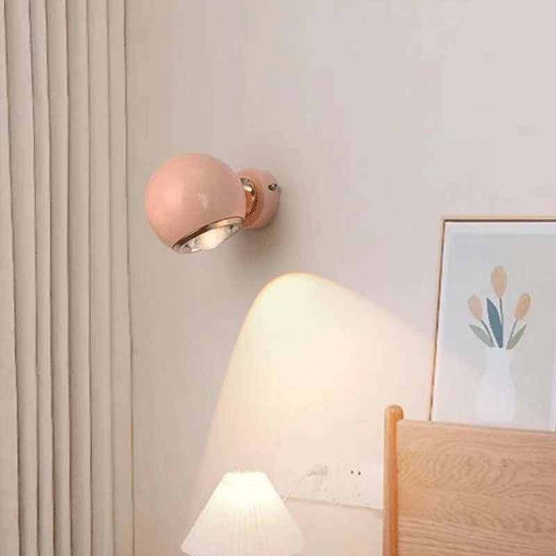 

Cream style spotlight small wall lamp wall lamp bedside master bedroom girl's room charging wiring free sunset lamp