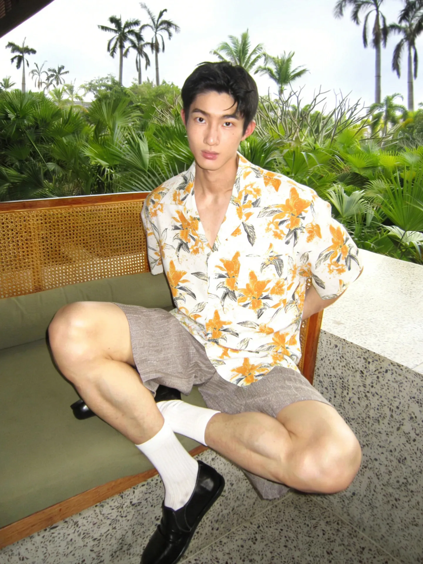 Summer Men's Loose Fit Floral Print Shirt Casual Breathable Short Sleeve Japanese Style Lightweight Vintage Hawaiian Beach Shirt