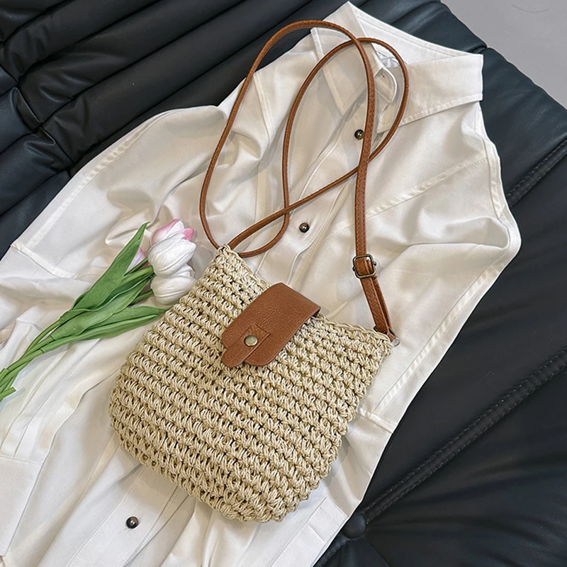 Ladies Crossbody Beach Bags Straw Knitted Purses and Handbags Women Beige Shoulder Bags Summer Holiday Raffia Woven Side Bag