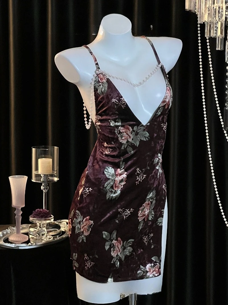 Robe licou fendue en V profond de style chinois, chaîne de poitrine en perles pour séduction, chemise de nuit Cheongsam en velours, maille douce et transparente, nouvelle collection