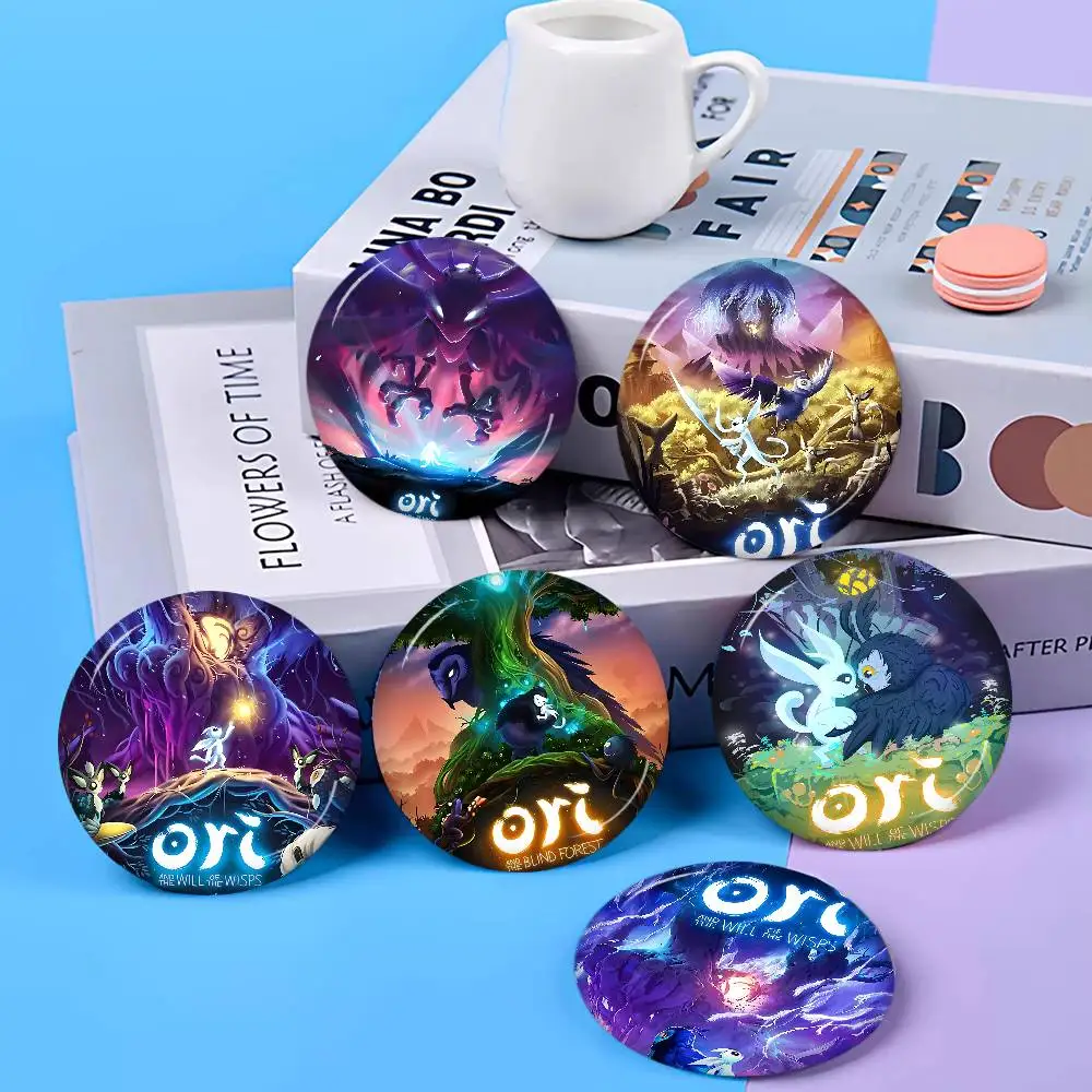 Horizontal board O-Ori Game Soft Button Pin Bright Printed Icon Gift For Friends Badge Collar Brooch Lapel Pin Metal