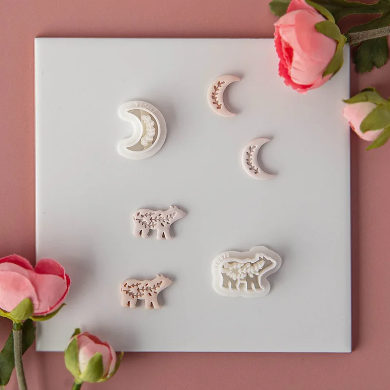 Soft Pottery Polymer Clay Cutters DIY Moon and Bear Cartoon Earring Jewelry Molds Handmade Cute INS Earrings Polymer Clay Mold