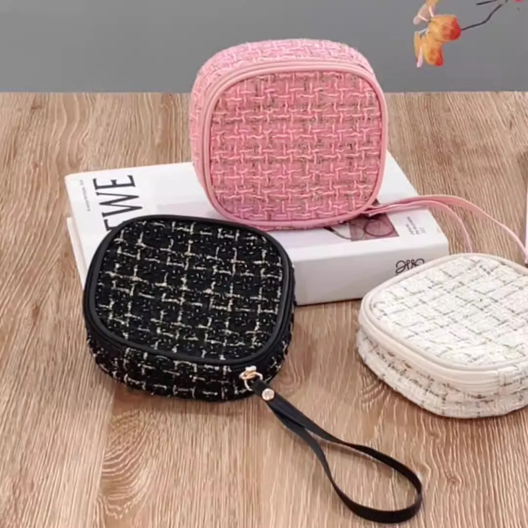 Mini sacos cosméticos femininos portáteis meninas maquiagem batons bolsa de armazenamento absorventes higiênicos cabos de dados organizador pequeno saco de luxo