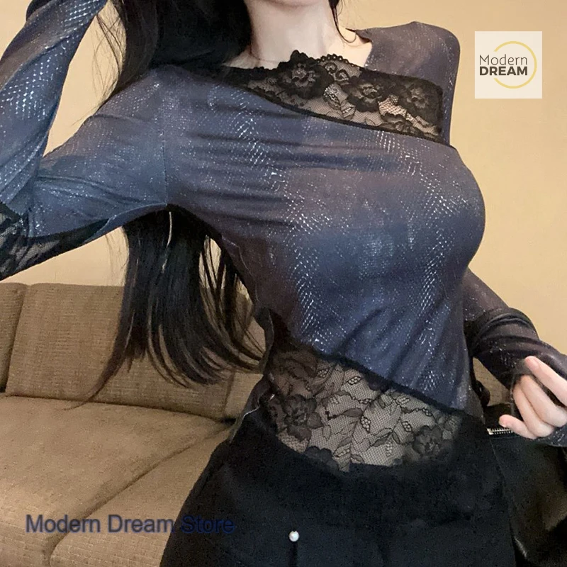 

American retro spice girls spell lace long-sleeved T-shirt women's new design in spring and summer is slim and irregular.