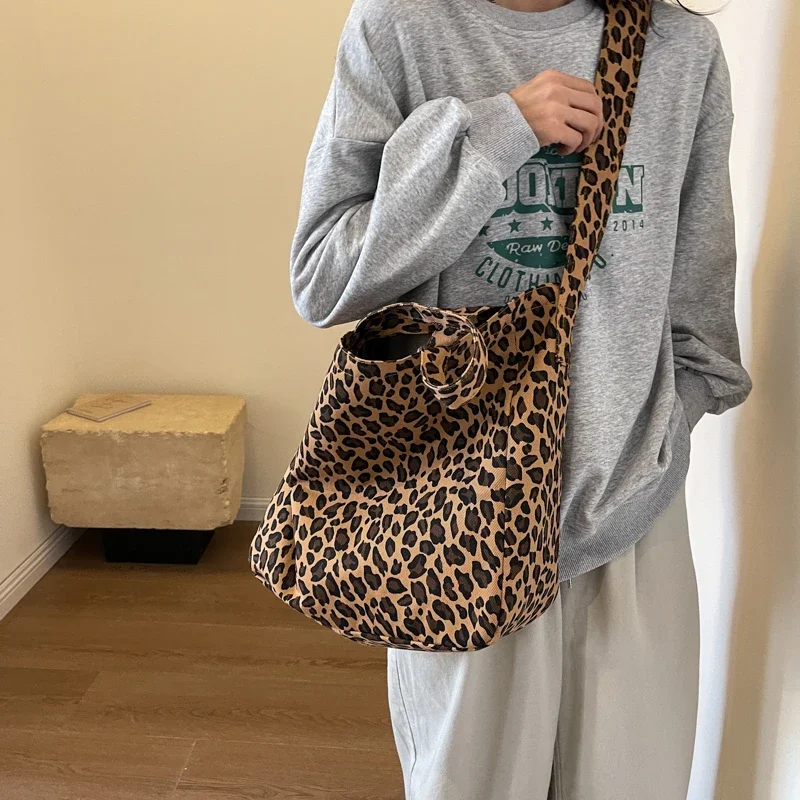 New Arrive Leopard Design 2024 Korean Fashion Big Crossbody Bags for Women Travel Handbag Lady Shopper Shopping Shoulder Bag