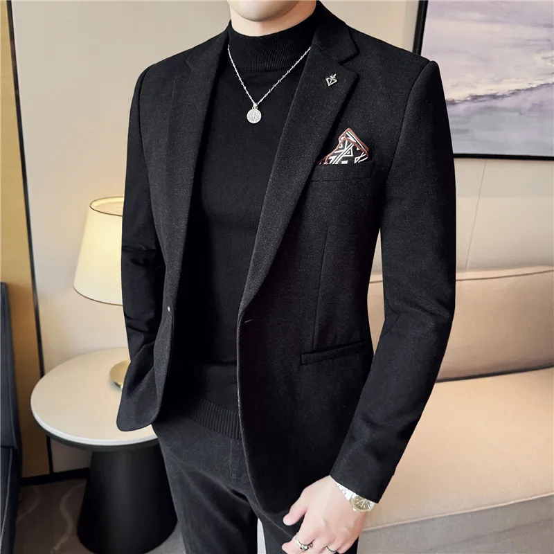 Men's Solid Color Thickened Woolen Jacket for Autumn and Winter Daily Commuting, Social Occasions Single Western-style Dress.