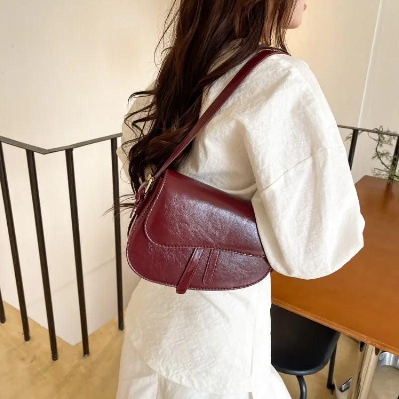 

Модная сумка Maillard Y2K с рюшами и текстурой в форме полумесяца, милая сумка в кампусном стиле