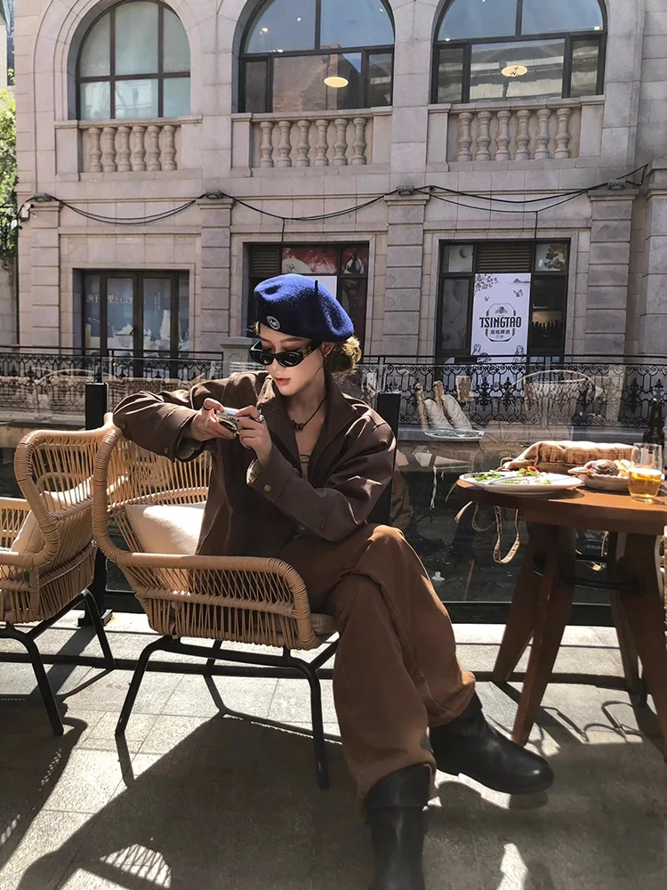 Calça Jeans Feminina Soolrok de Cintura Alta com Perna Reta, Linhas Picasso, Efeito Emagrecedor, Cobertura de Quadril, Duas Cores e Micro Flare