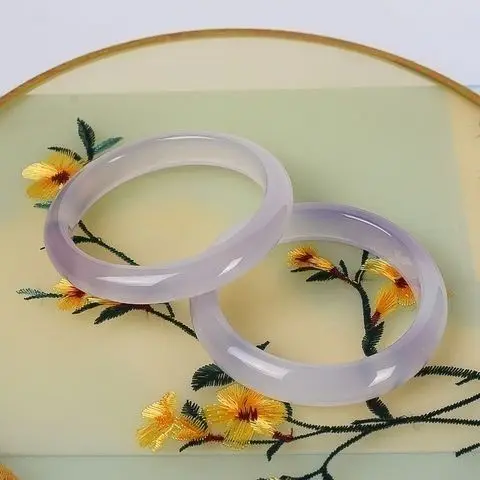 

High ice light violet bracelet boutique chalcedony jade bracelet cat eye bracelet flat for Valentine's Day gift to girlfriend