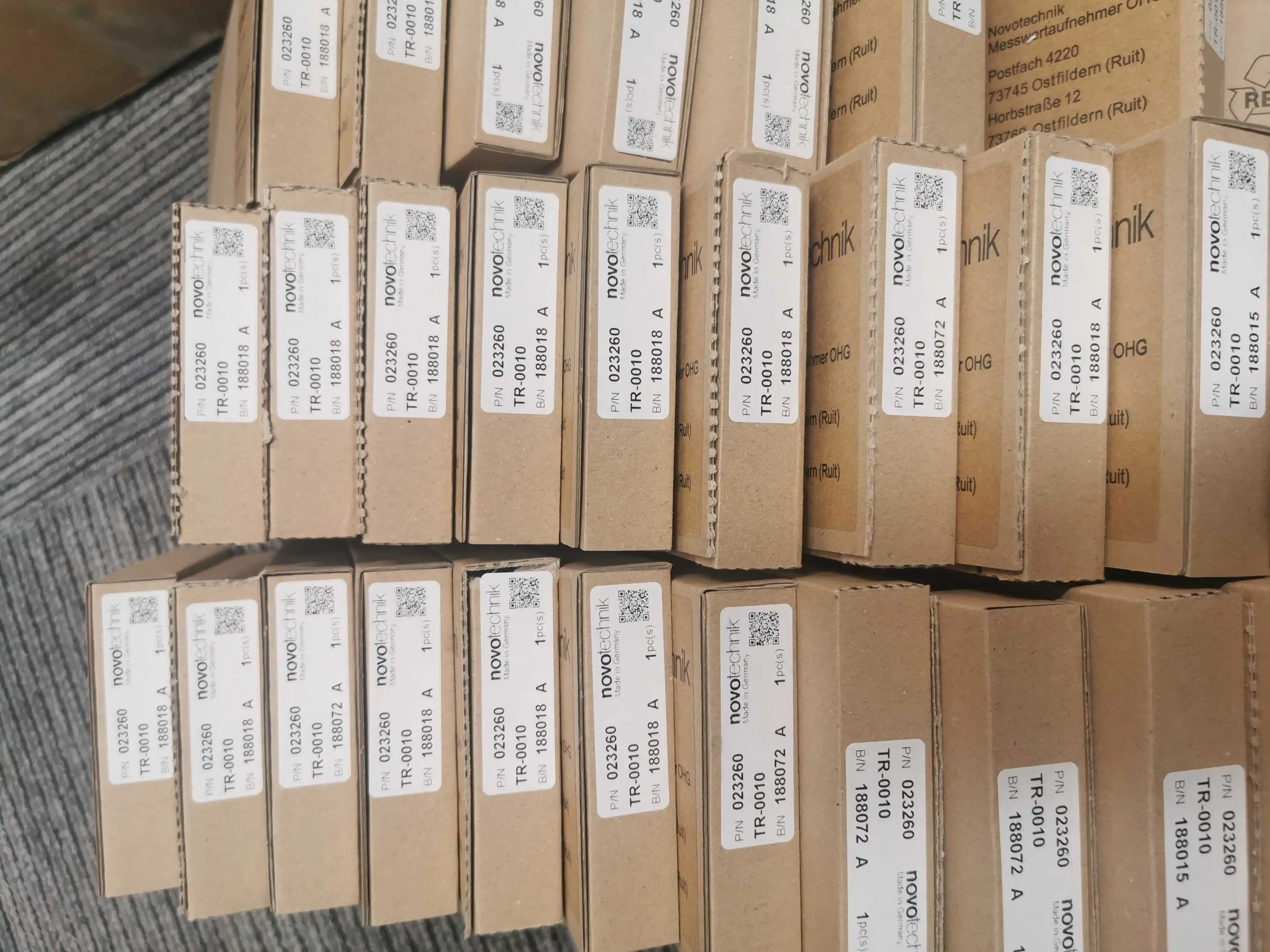 

Новая оригинальная электронная линейка Novotechnik