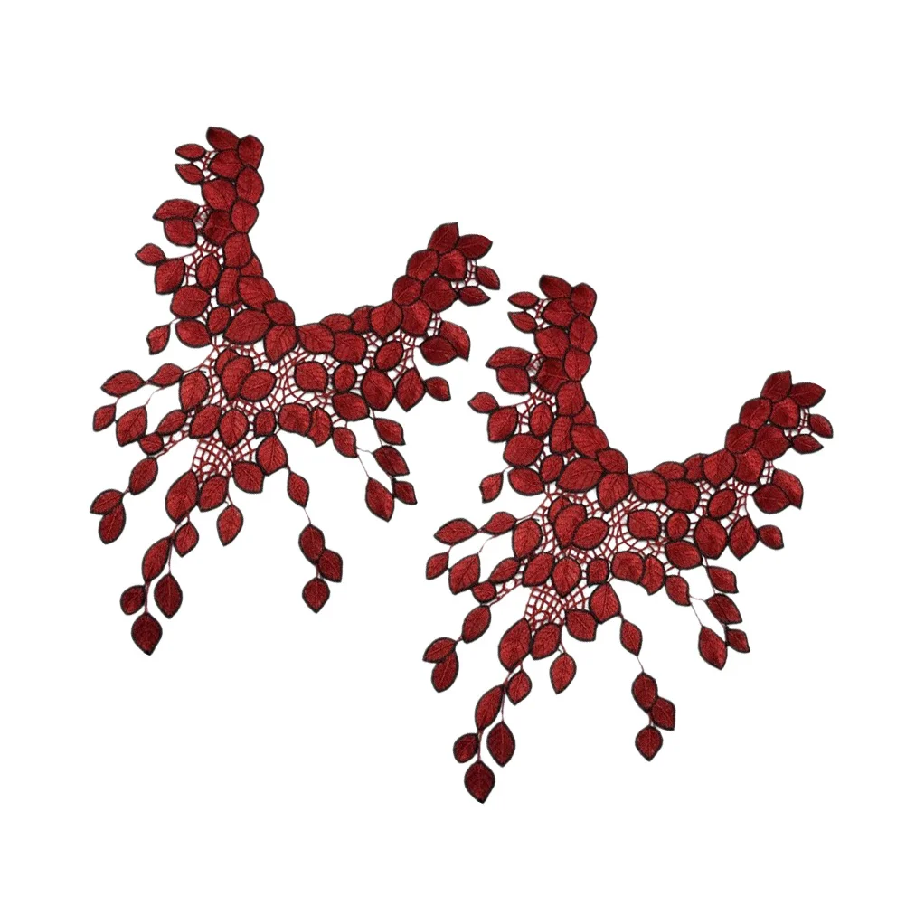 Patchs de collier brodés en Nylon Soluble dans l'eau, 2 pièces, en forme de feuilles, motif creux rouge foncé, accessoires pour vêtements pour femmes