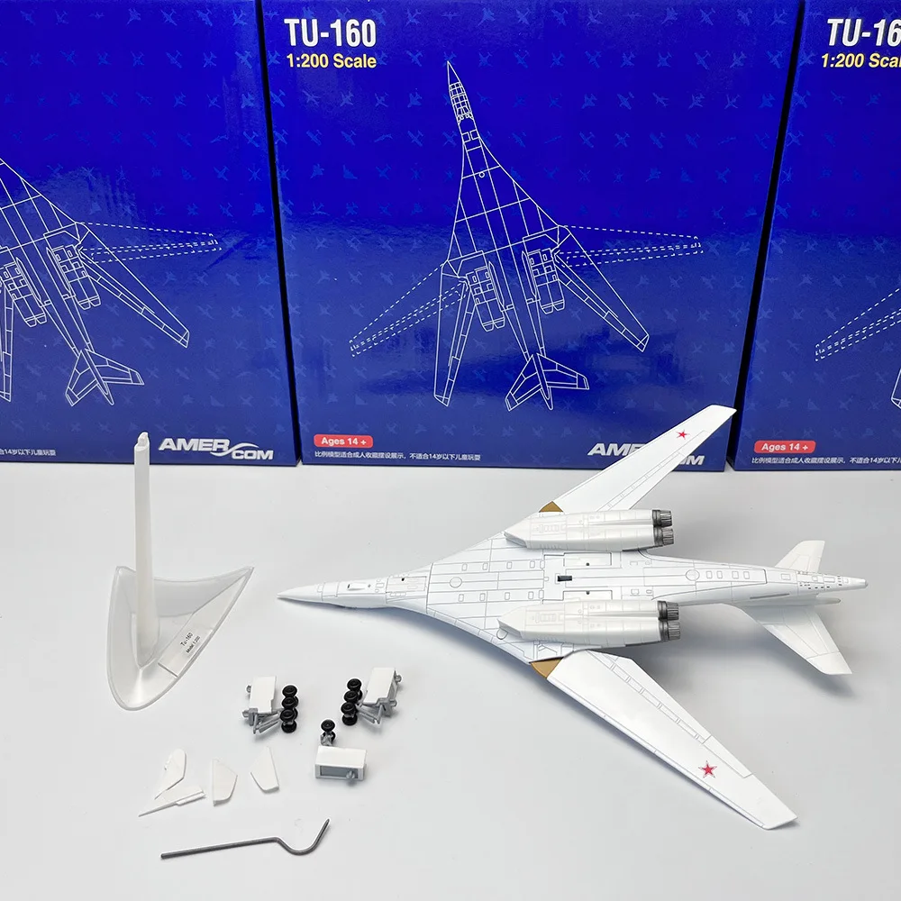 1:200 rússia TU-160 cisne bombardeiro militar liga diecast aeronaves estratégic bombardeiro modelo ornamento de mesa para coleções de exibição