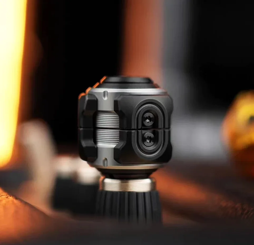 

EDC MUYI Титановый гироскоп с черным покрытием и вращающимися частицами, игрушка для снятия стресса