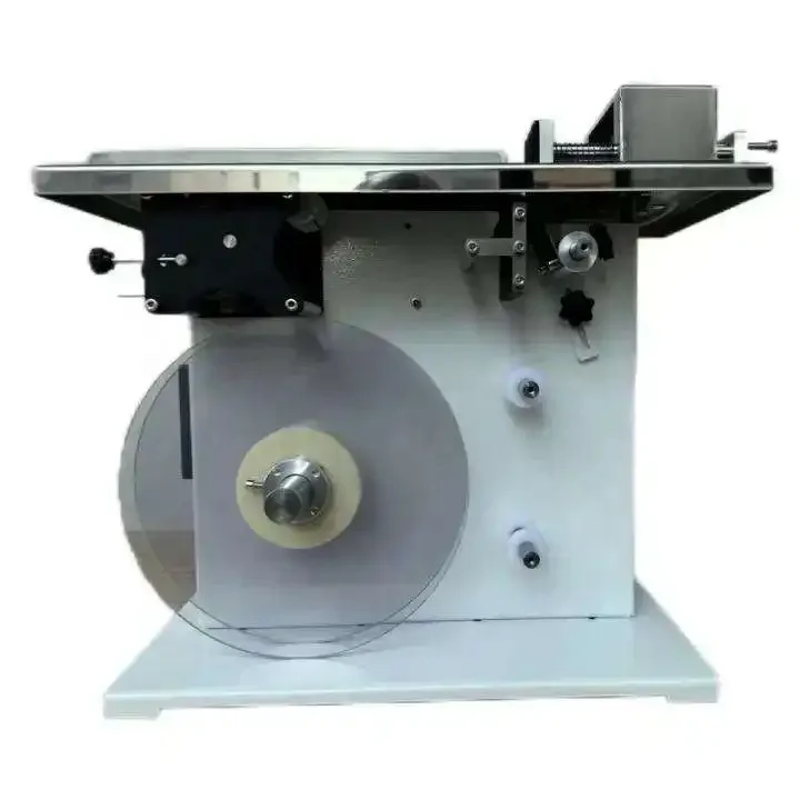 Rectangular Right Angle Carton Sealing Machine Corner Pasting Machine Box 90 Corner Packing Stick Box Label Corner Machine