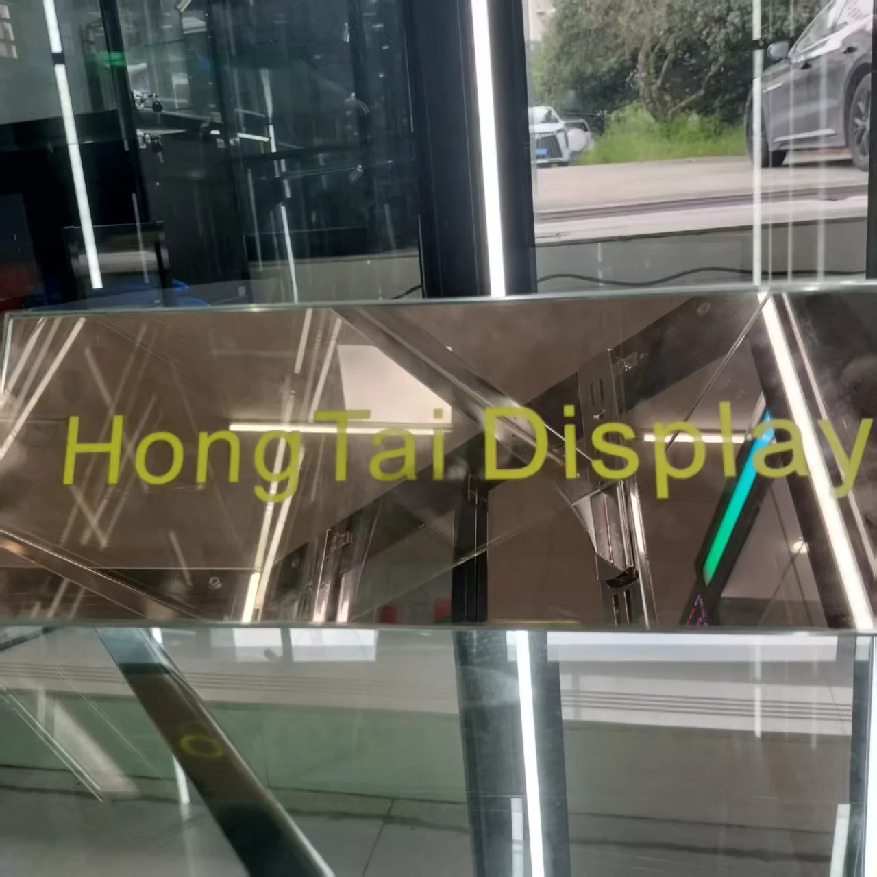 Custom.Hexagonal Showcase Counter With Multi Color Light and Strips Light Shop Fitting Smoke Shop Display for  Showcase Cabinet