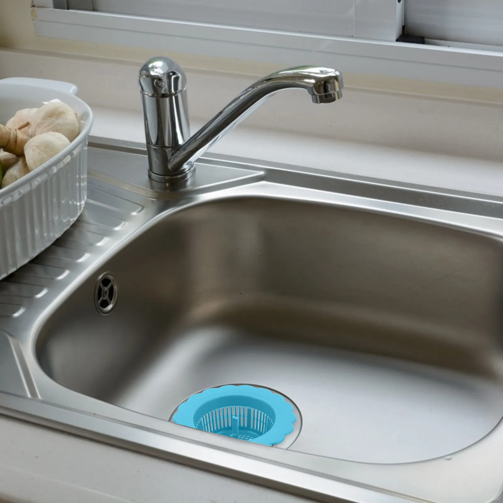 

2Pcs Kitchen Sink Strainer Basket Clog Preventer Portable Design Durable Material Hair Debris Catcher Drain Cover